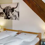 Haus 2 Hanselishof - 2 度假居 *